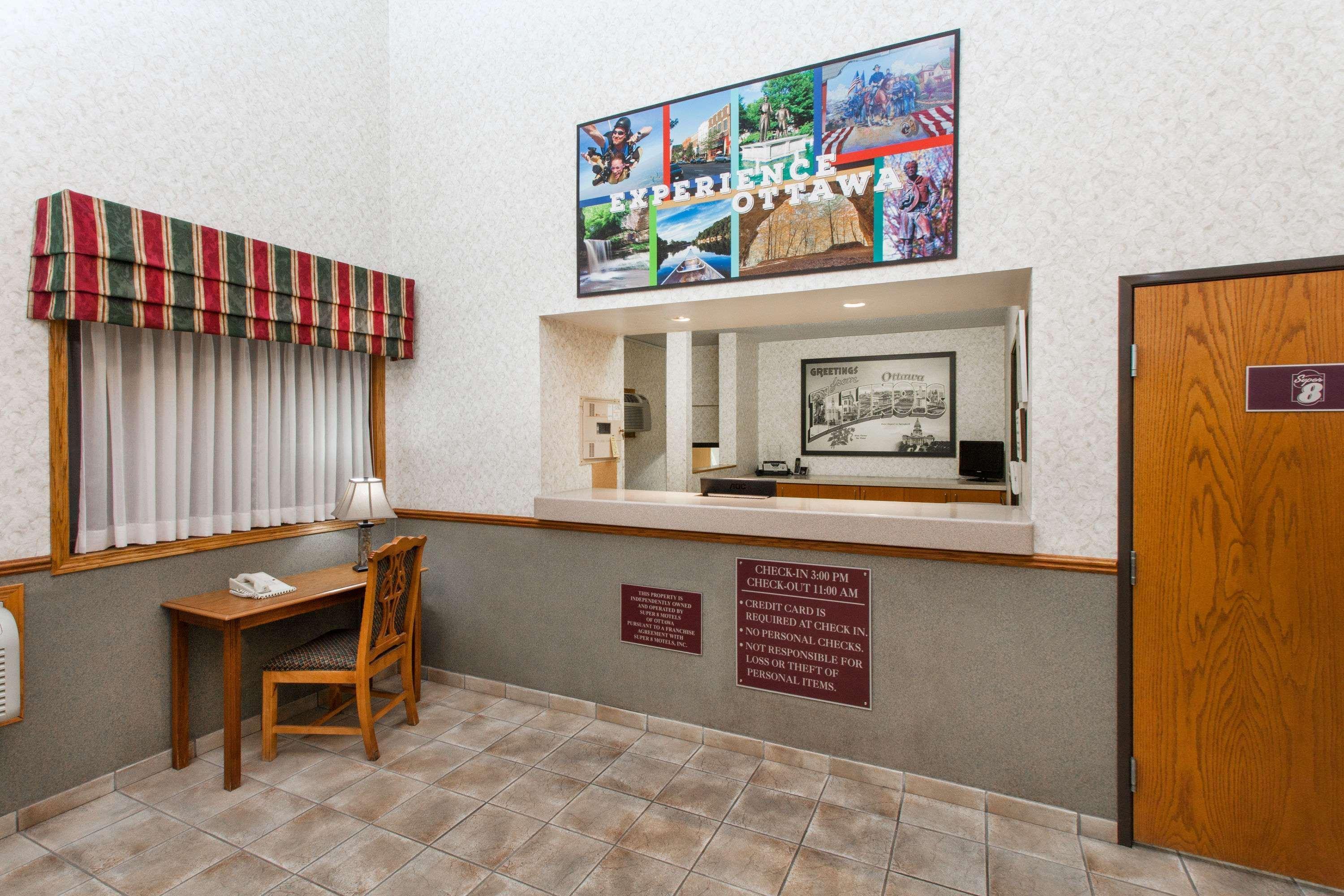 Hotel Super 8 By Wyndham Ottawa Starved Rock Exterior foto