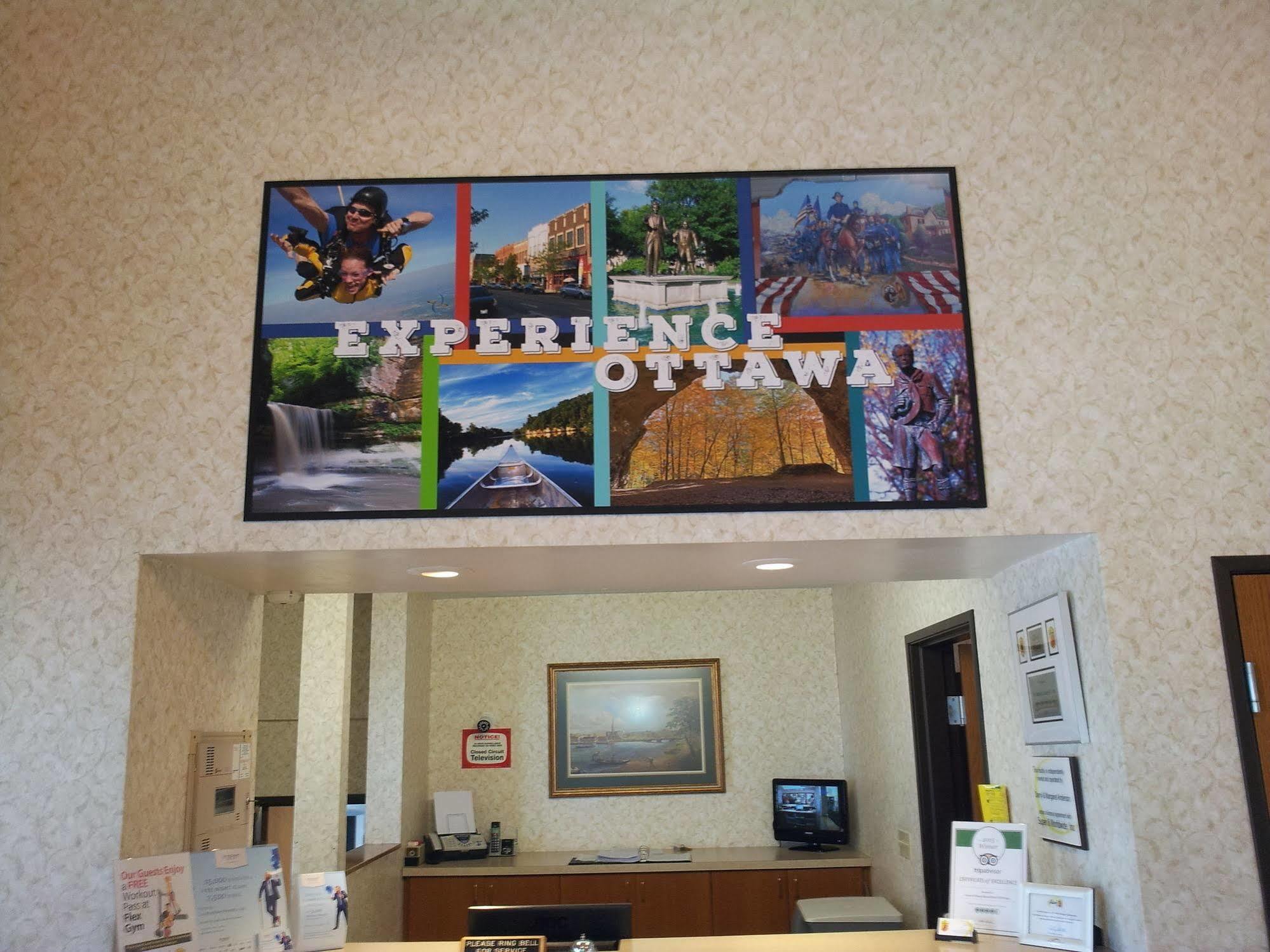 Hotel Super 8 By Wyndham Ottawa Starved Rock Exterior foto